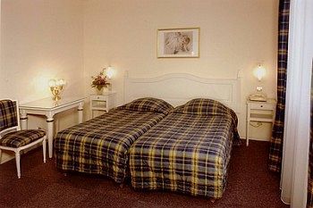 Hotel Berlioz Euroairport Basel - Mulhouse - Freiburg Saint-Louis  Zewnętrze zdjęcie